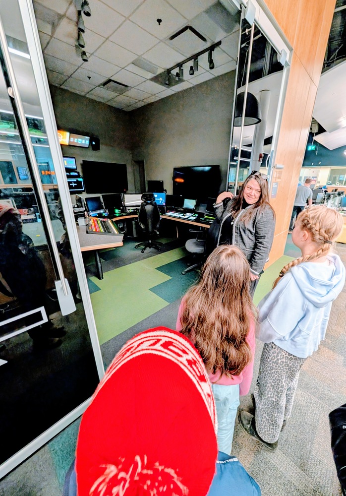 PXL 20260323 123440820.MP2